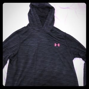 Athletic work our shirt with a hood